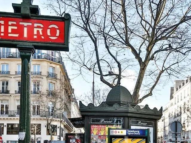 Blue Nights Sebastopol 110 * Paris